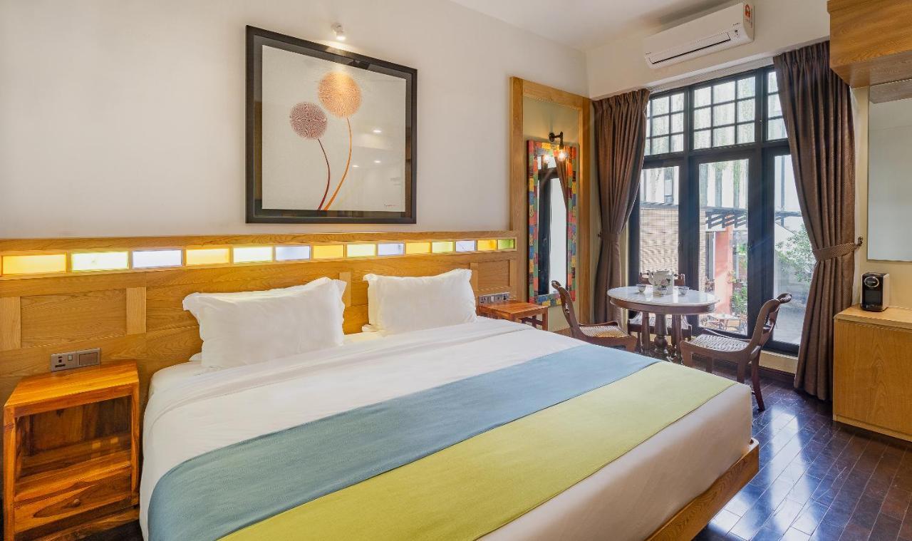 Treasures Hotel And Suites Malacca Extérieur photo